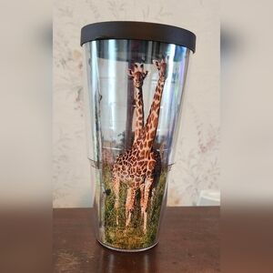 NWOT Tervis Tumbler - Disney's Animal Kingdom - Giraffe Design